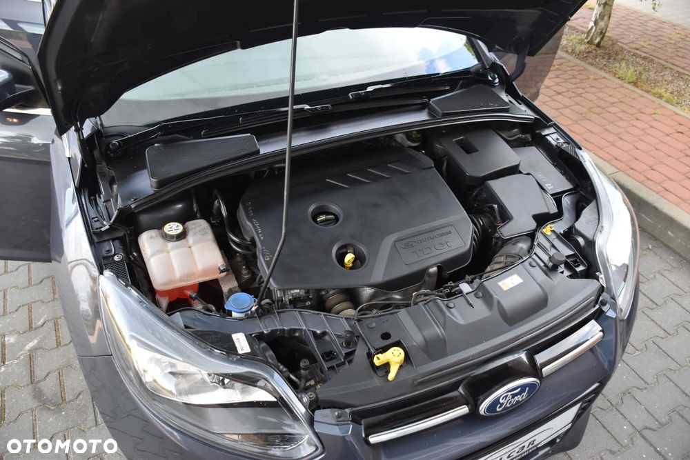 Ford Focus 1.6 TDCi DPF Titanium - 24