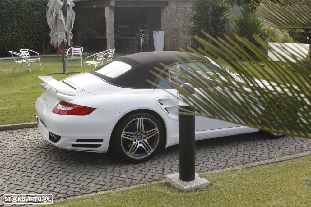 Porsche 911 (997) Turbo Cabriolet - 14