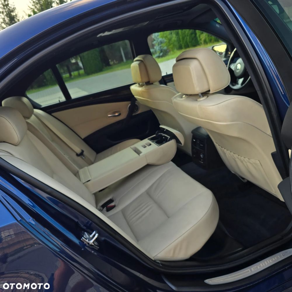 BMW Seria 5 530d Sport-Aut Edition Sport - 27