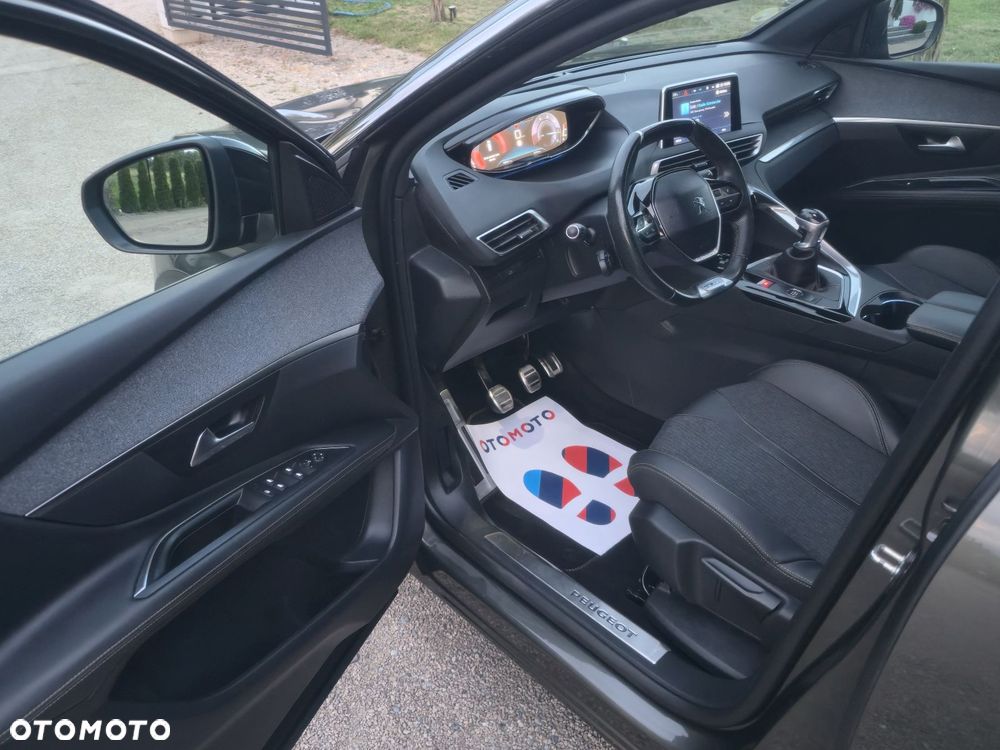 Peugeot 3008 - 16