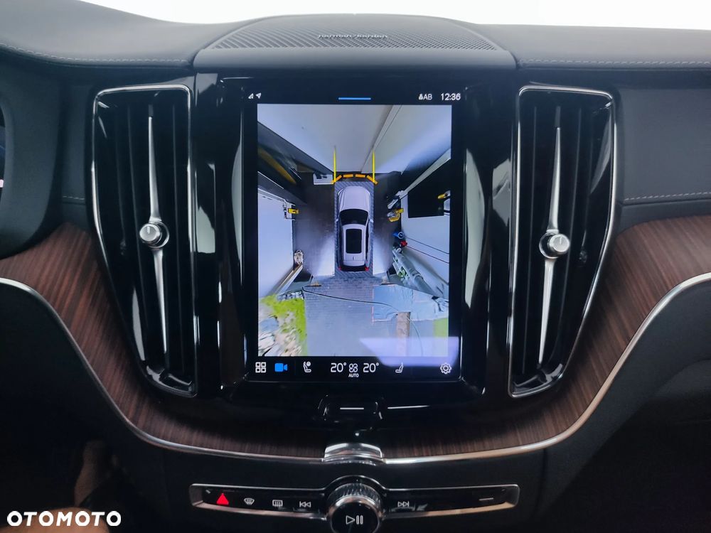 Volvo XC 60 B5 B AWD Ultimate Bright - 5