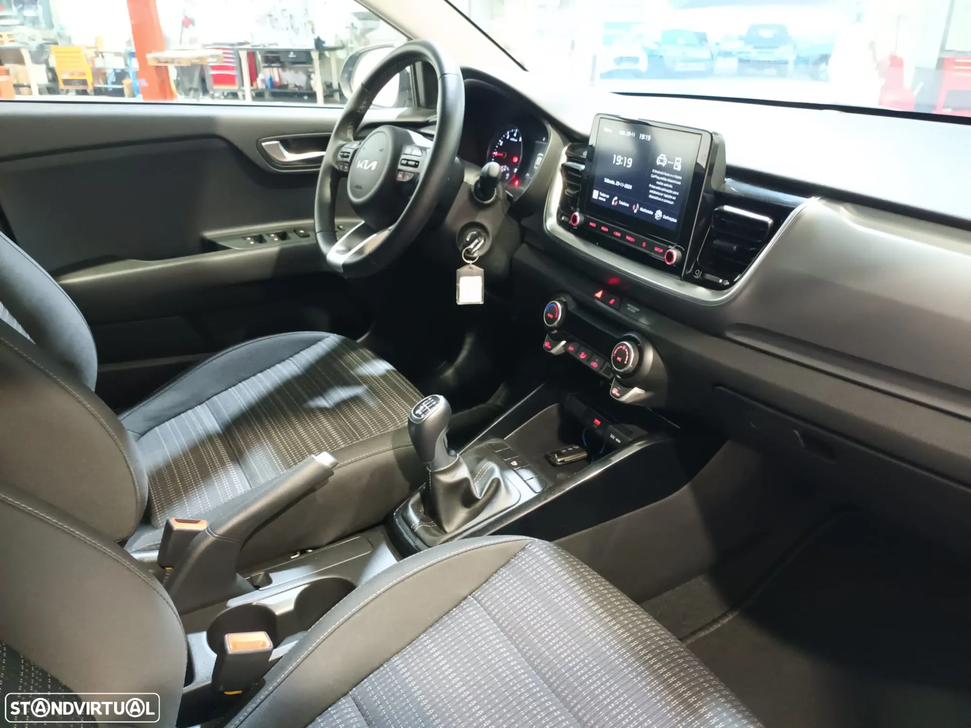 Kia Stonic 1.0 T-GDI Drive - 2