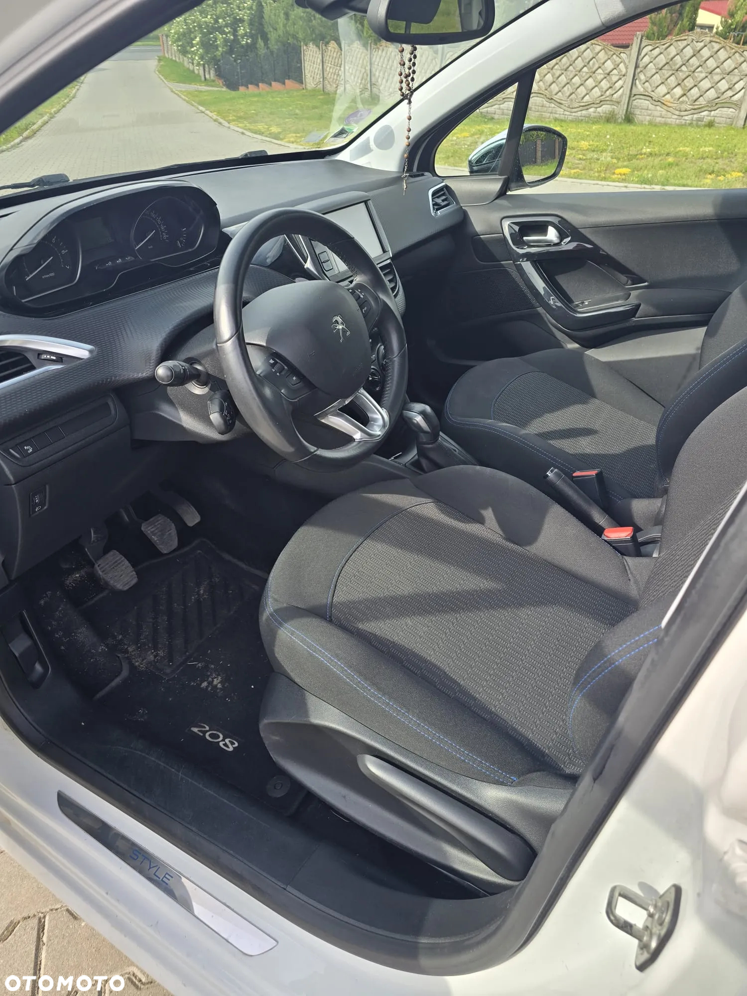 Peugeot 208 1.2 PureTech Style - 8