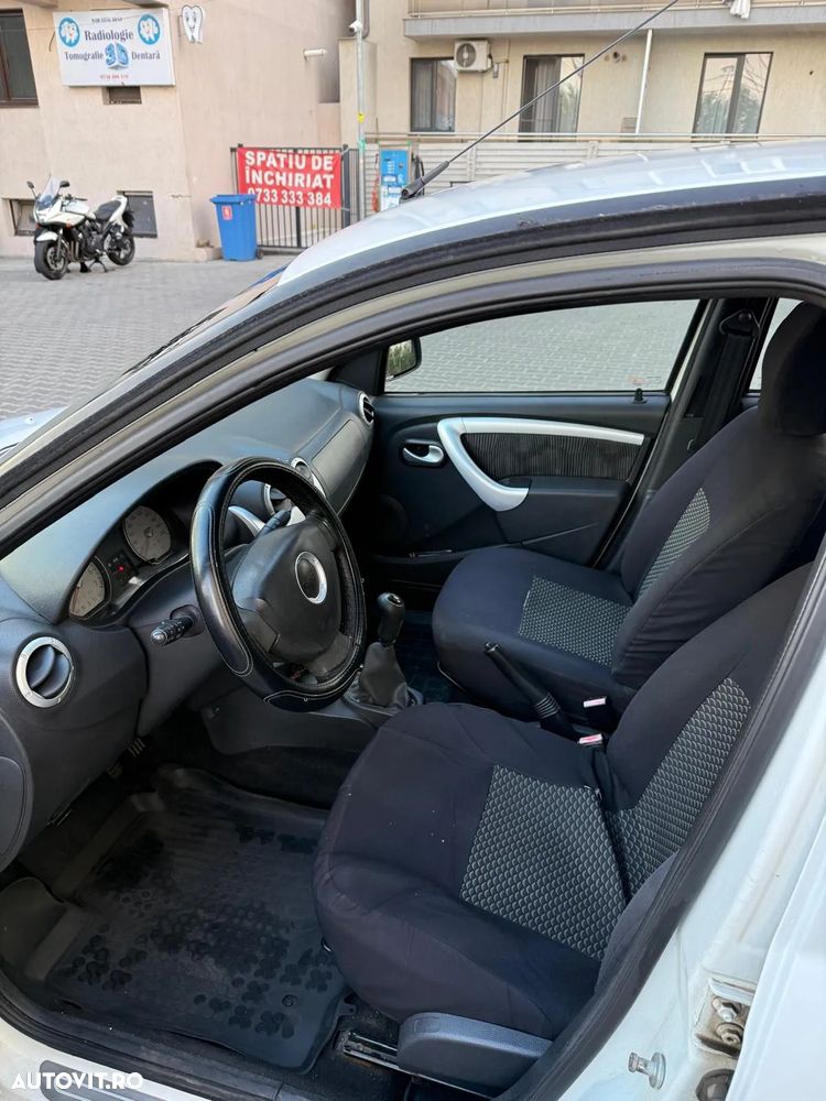 Dacia Logan - 8