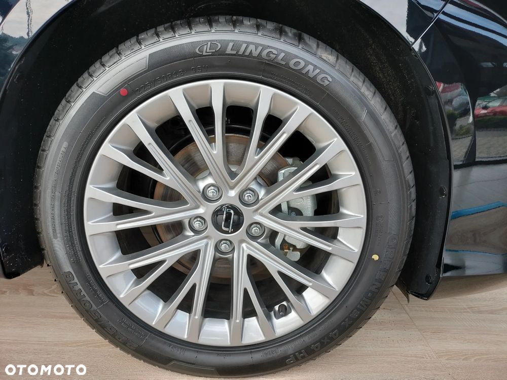 Bestune B70 - 21