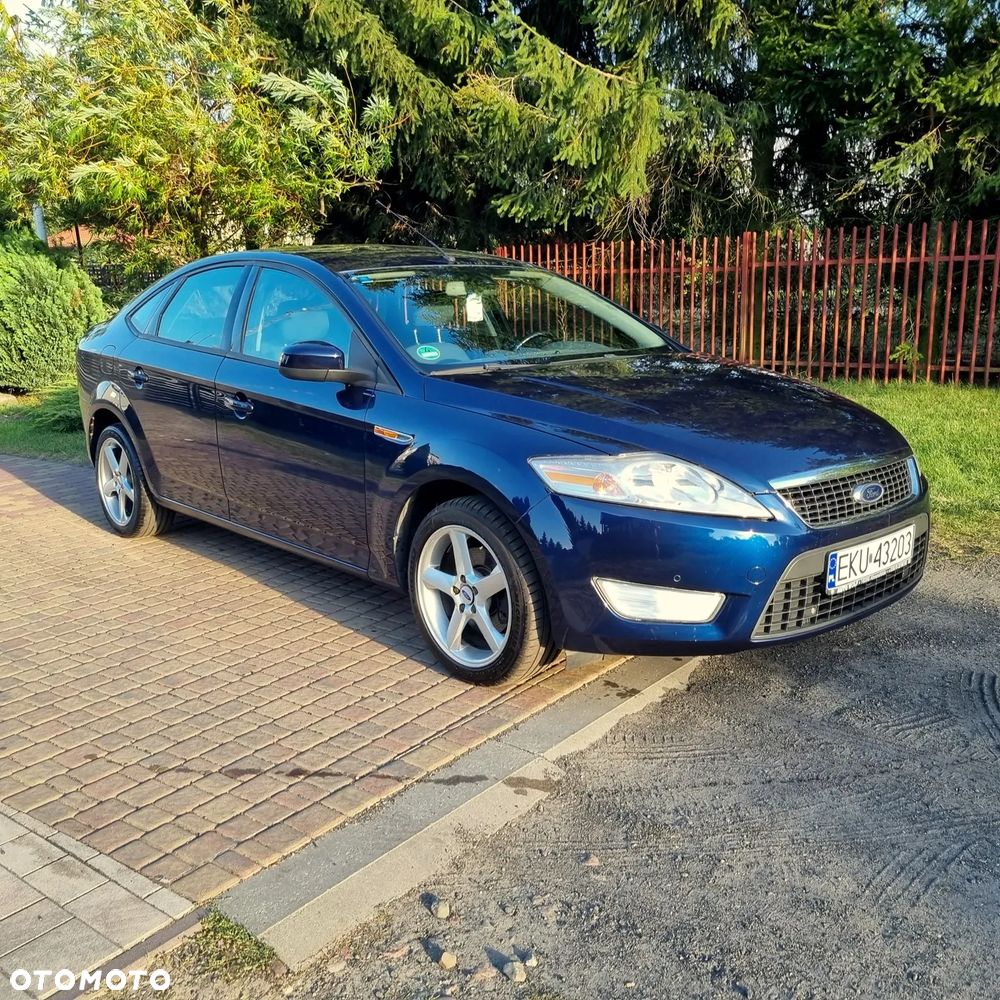 Ford Mondeo 2.0 Ambiente - 29