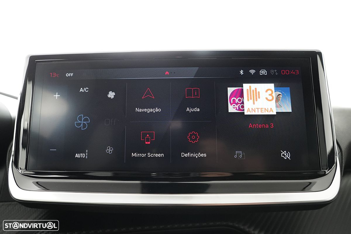 Peugeot 2008 1.2 PureTech Allure - 12