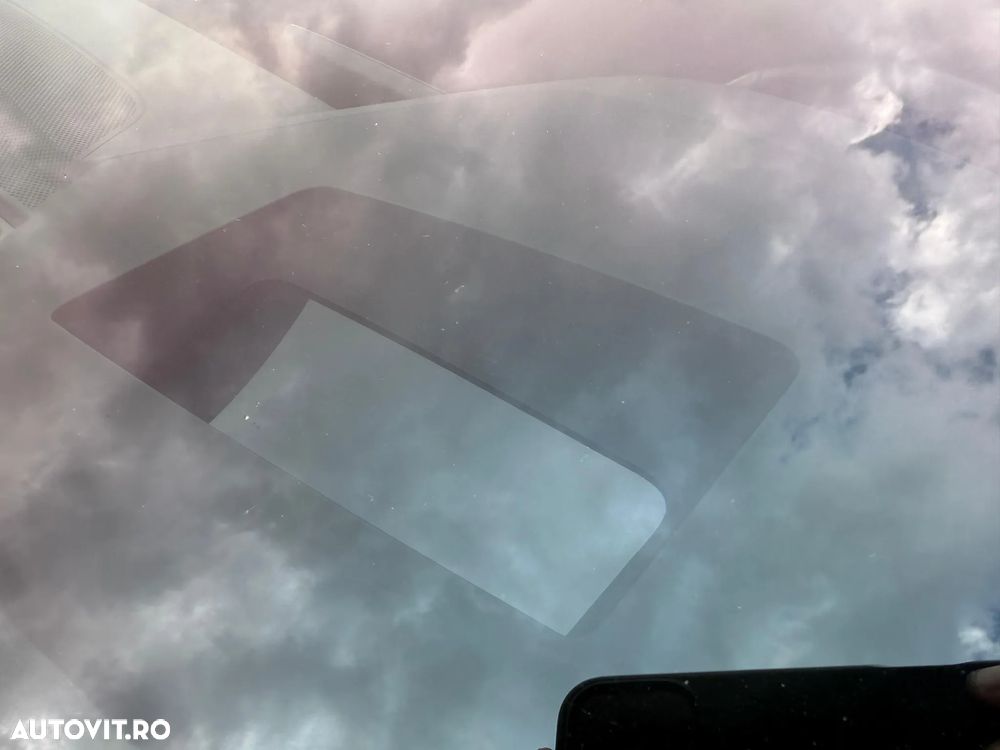 Skoda Octavia 2.0 TDI Premium Edition - 16