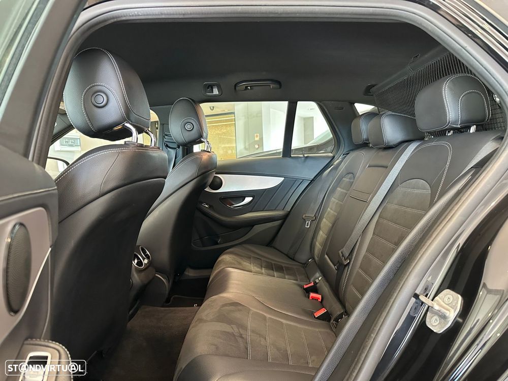 Mercedes-Benz C 300 - 30