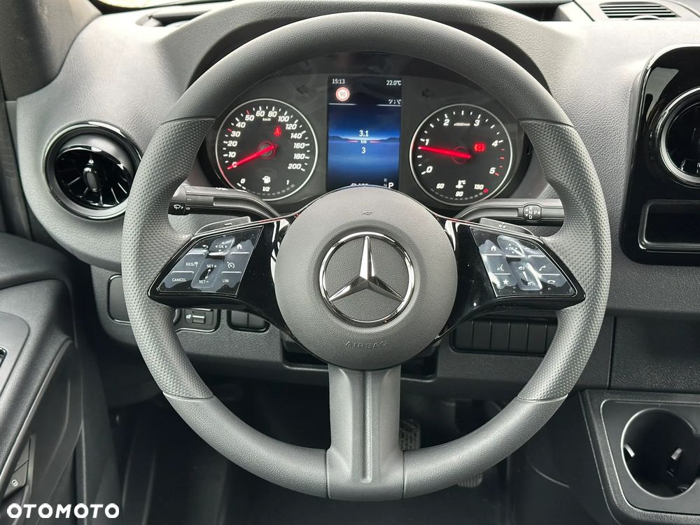 Mercedes-Benz Sprinter - 31