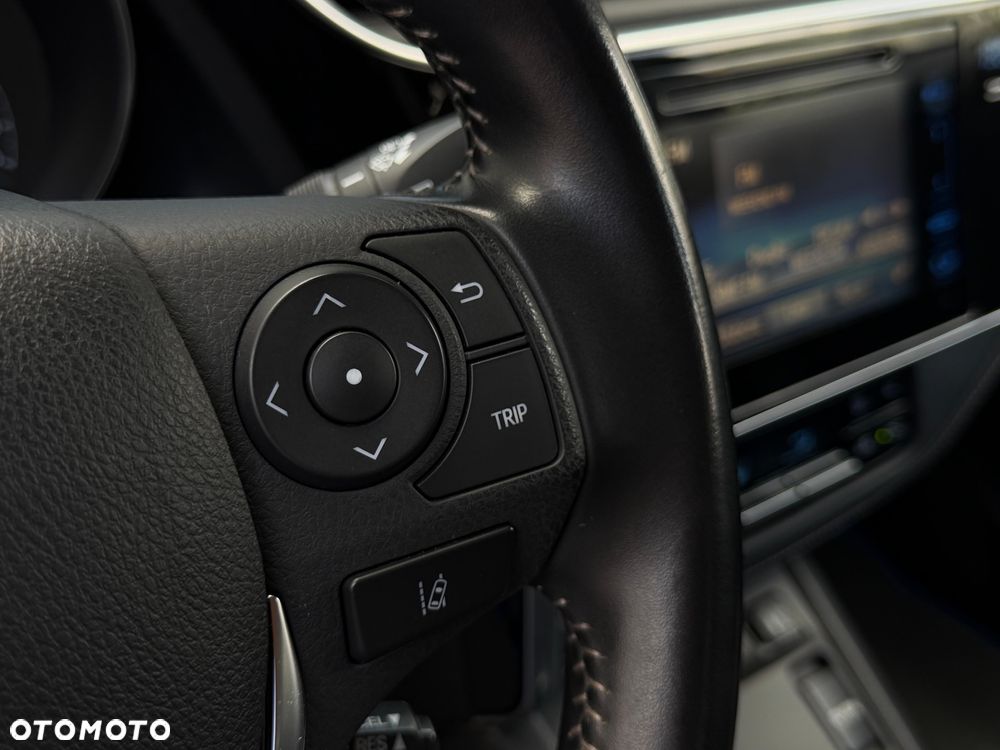Toyota Auris - 15