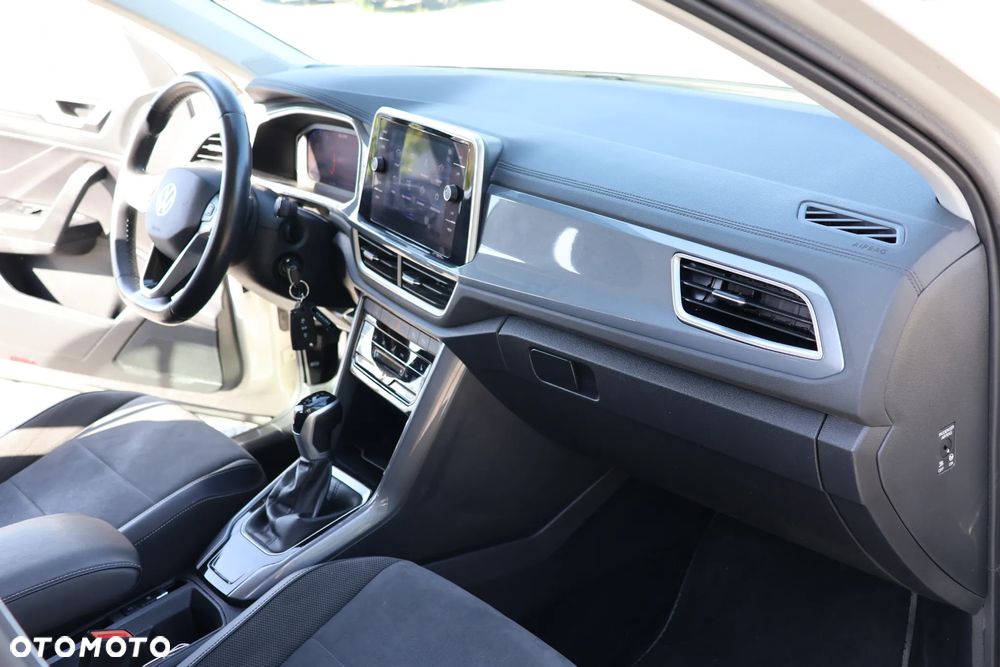 Volkswagen T-Roc 1.5 TSI ACT OPF DSG UNITED - 17