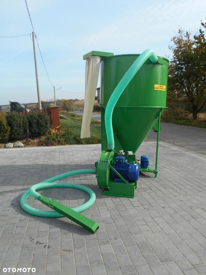 Mieszalnik pasz 500-2000kg + Śrutownik/rozdrabniacz ssący 7,5/11/15kw waga OSUCH transport od ręki - 7