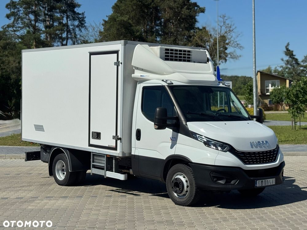 Iveco Daily‼️72C18‼️2021r 3.0 HI-MATIC Chłodnia/Mroźnia zakres -32C/+22C THERMO KING V-500 MAX Źródło Zasilania 400V Grube Ściany/Podłoga Przegroda komorowa‼️ Full LED na bliźniaku Salon Polska DMC7200kg - 1