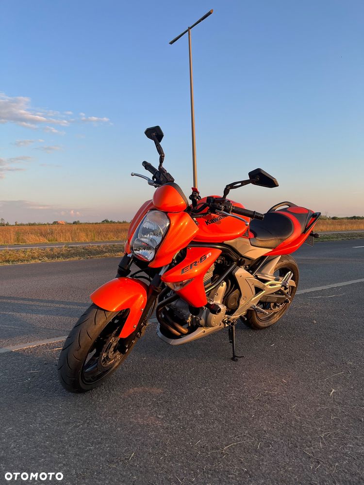 Kawasaki ER - 2