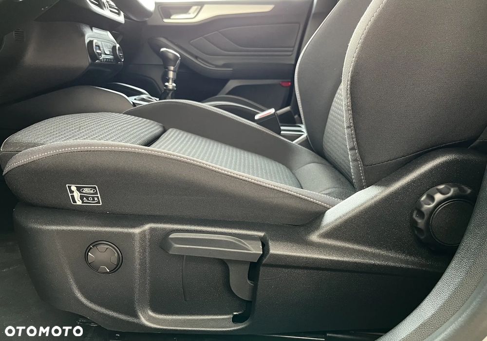 Ford Focus - 19
