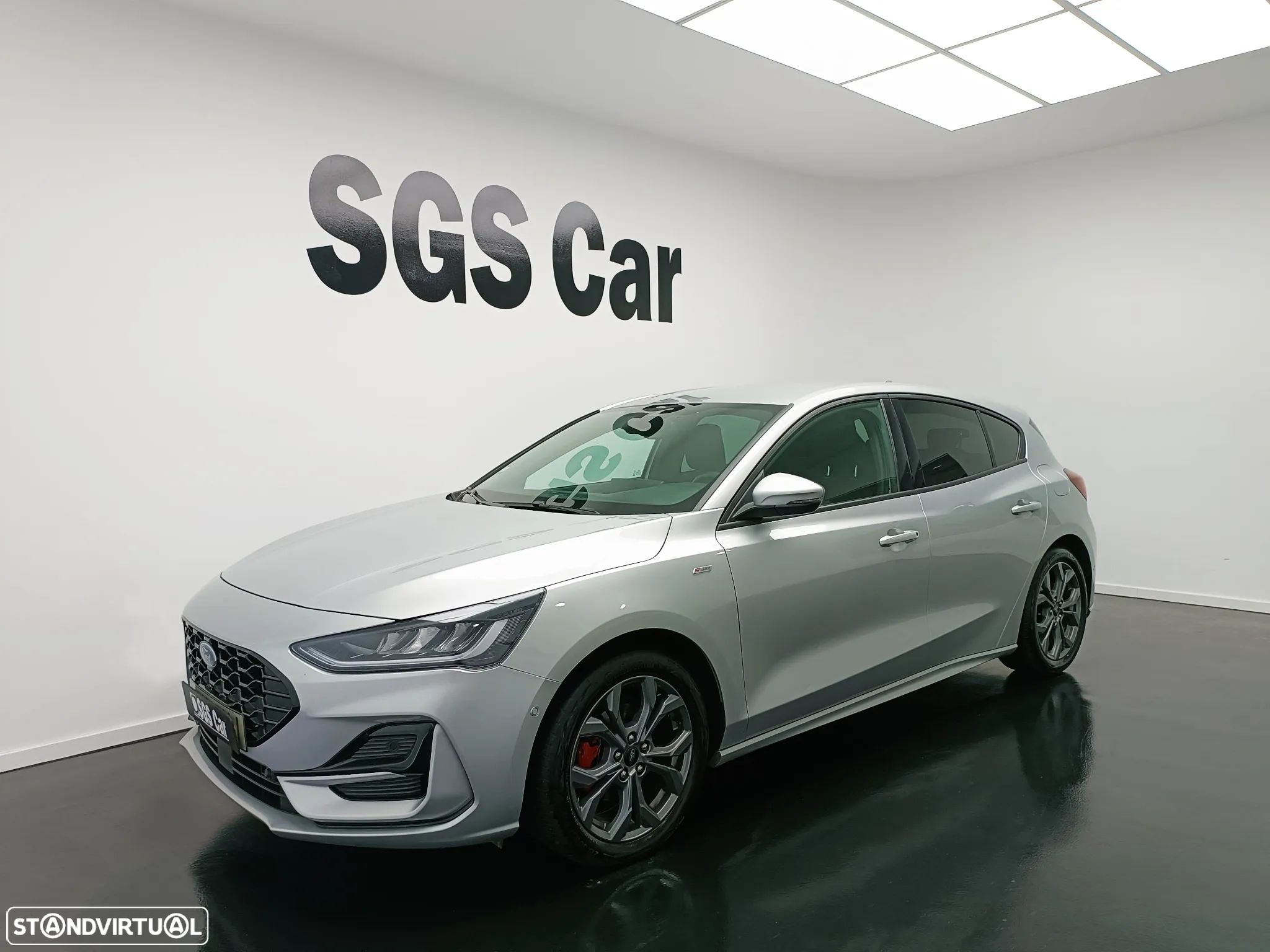 Ford Focus 1.0 EcoBoost MHEV ST-Line X - 1
