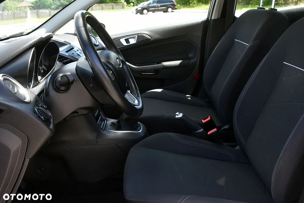 Ford Fiesta 1.25 Titanium - 13