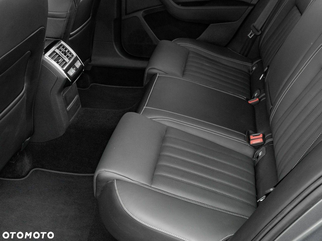 Skoda Superb 2.0 TSI 4x4 L&K DSG - 31
