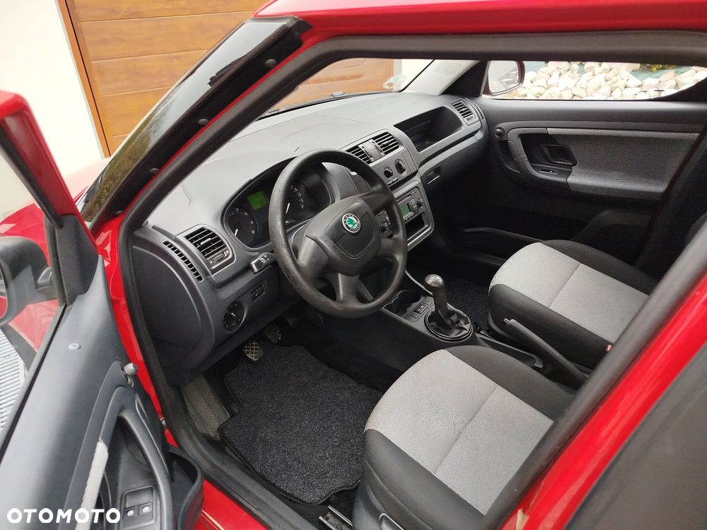 Skoda Roomster 1.4 MPI Style PLUS EDITION - 5