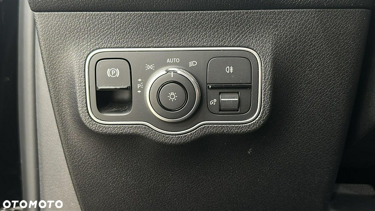 Mercedes-Benz GLB 200 d 4-Matic 8G-DCT - 27