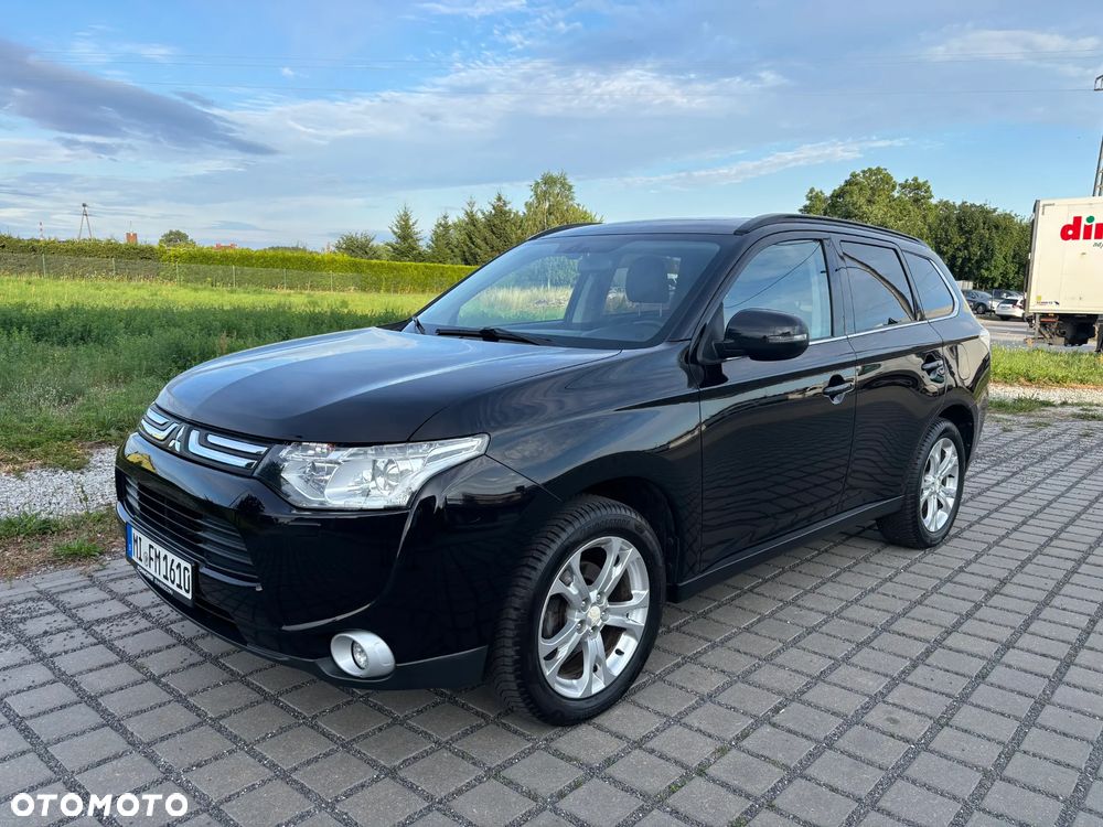 Mitsubishi Outlander 2.2 DI-D 4WD Diamant Edition - 3
