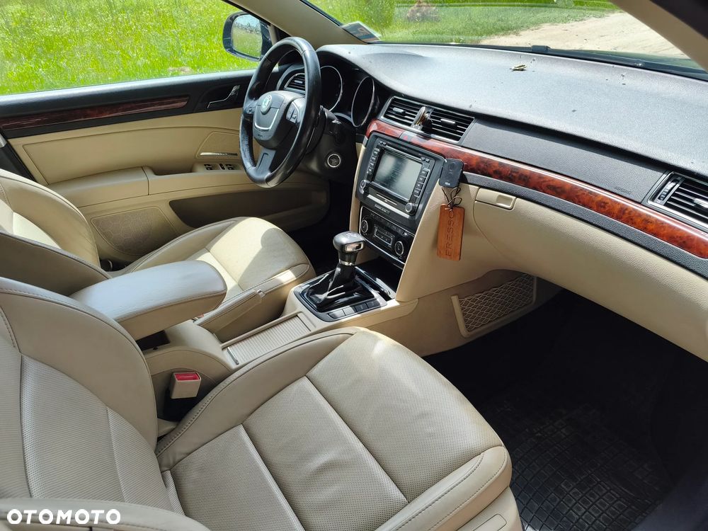 Skoda Superb 3.6 FSI 4x4 Platinum DSG - 16