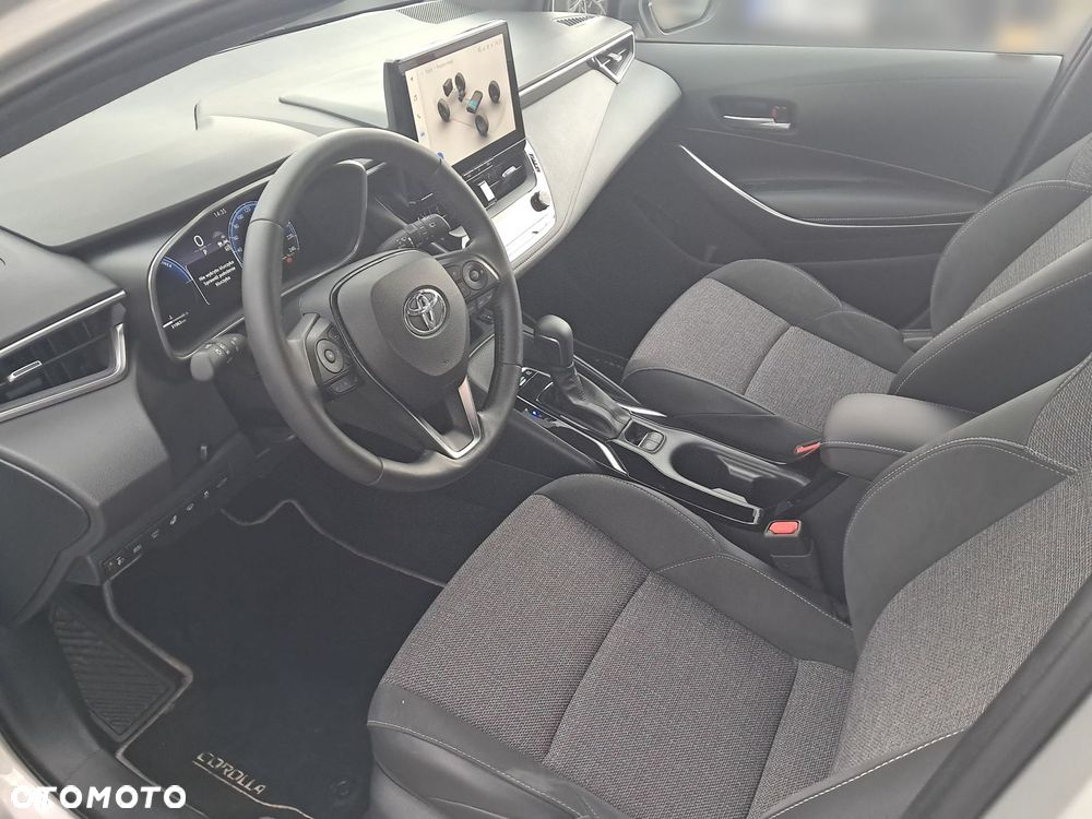 Toyota Corolla - 8