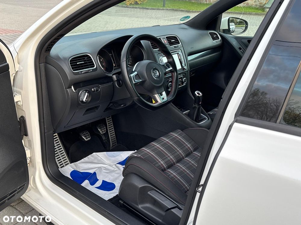 Volkswagen Golf 2.0 GTI - 7