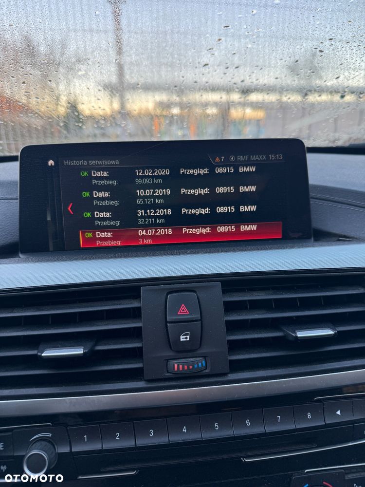 BMW Seria 3 320i Sport Line - 28