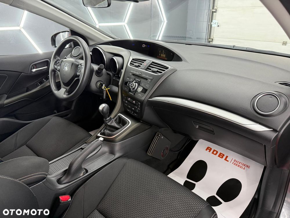 Honda Civic 1.8 i-VTEC Elegance - 30