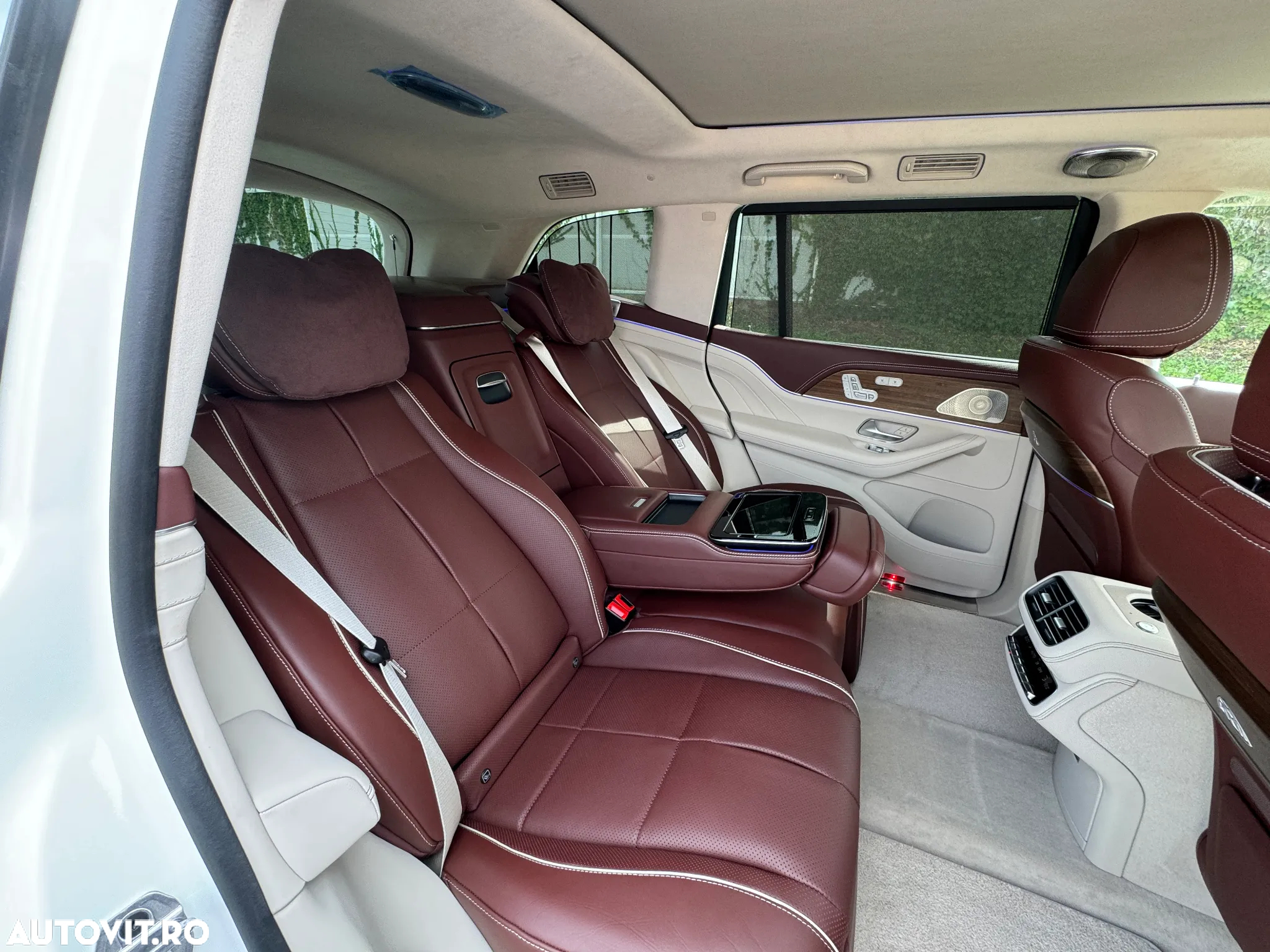 Mercedes-Benz GLS Maybach - 14