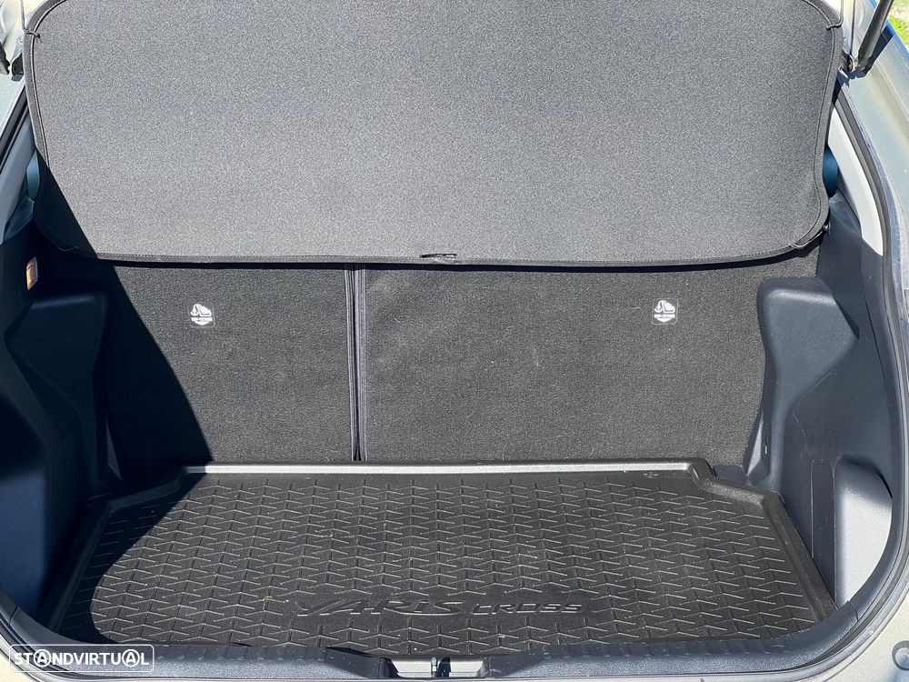 Toyota Yaris Cross 1.5 HDF Comfort Plus - 14