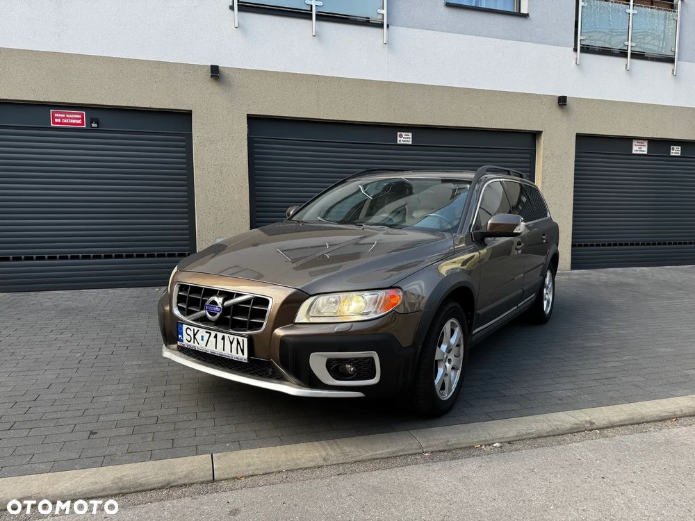 Volvo XC 70 - 1