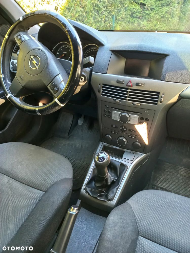 Opel Astra 1.3 CDTI - 3
