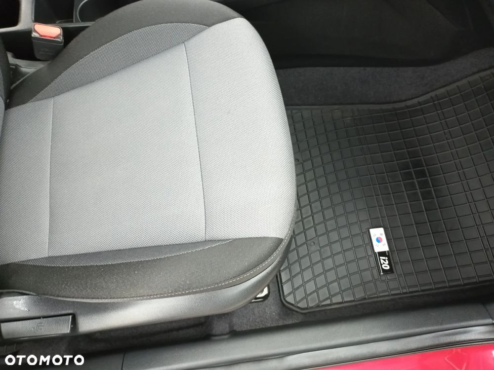 Hyundai i20 1.2 GO - 12