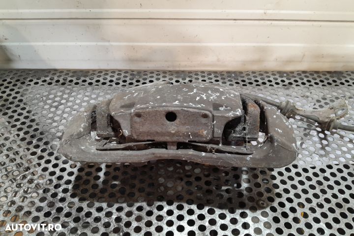 Etrier fata dreapta BMW Seria 3 E90 [2004 - 2010] Sedan 318i MT (129 - 2