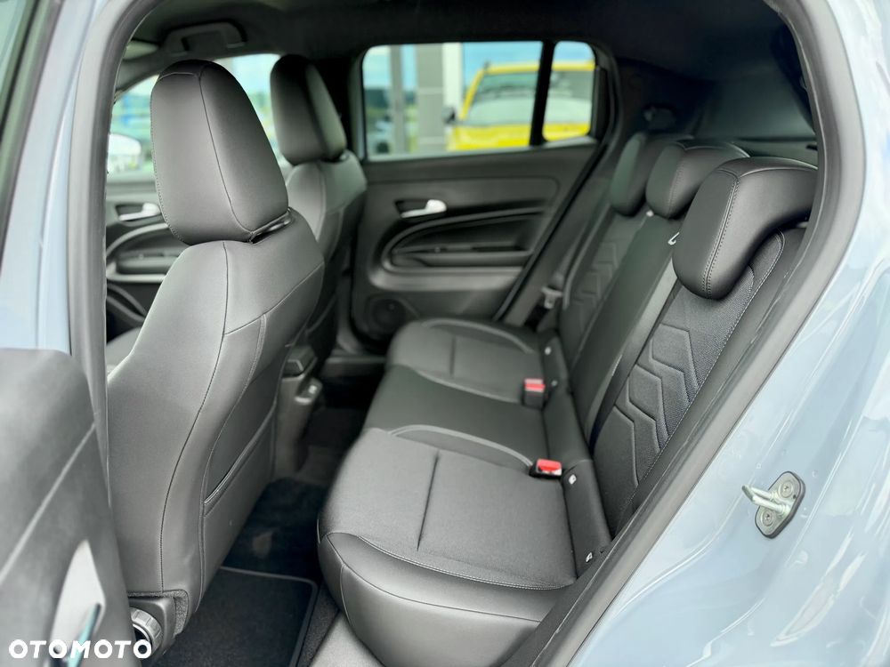 Jeep Avenger ver-1-2-t3-mhev-summit-fwd-edct6 - 13