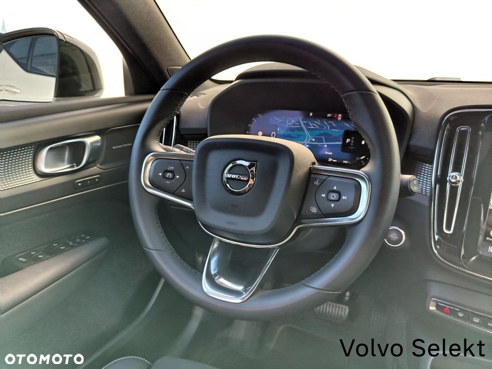 Volvo XC 40 - 26