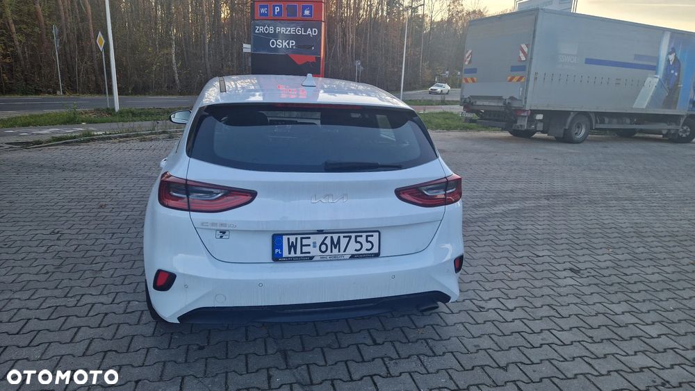 Kia Ceed 1.5 T-GDI M - 3