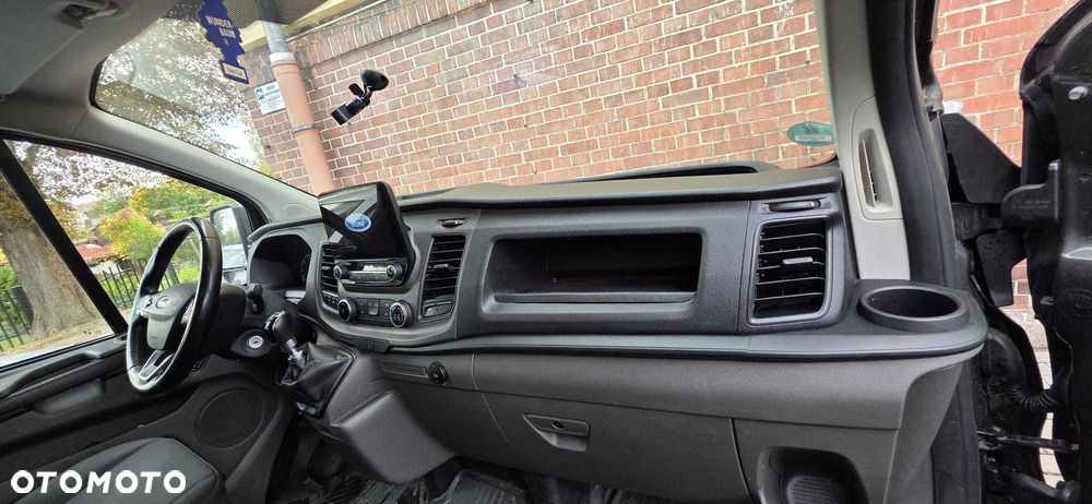Ford Transit Custom - 11