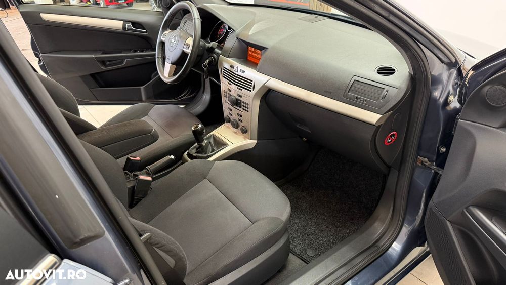 Opel Astra - 19