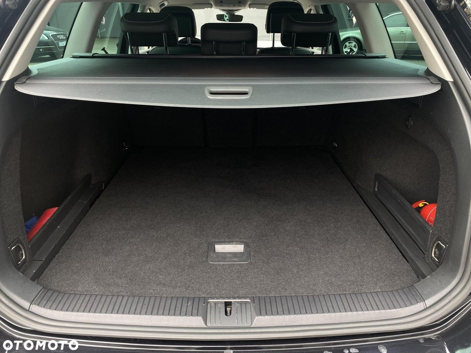 Volkswagen Passat 2.0 TSI Elegance DSG - 22