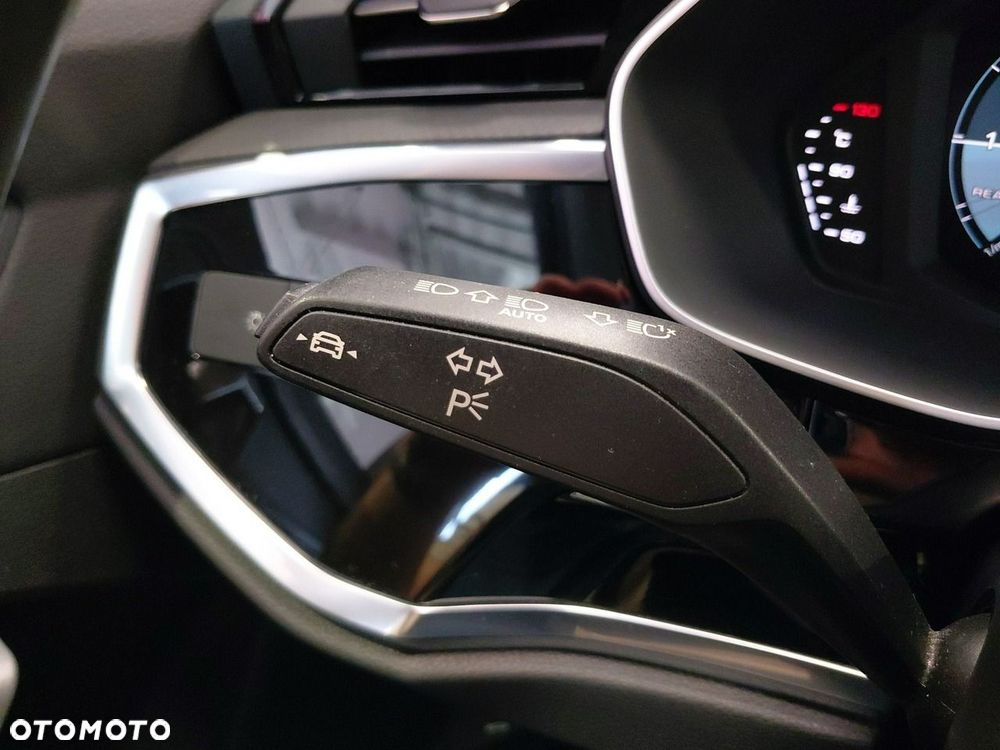 Audi Q3 35 TFSI S line S tronic - 25