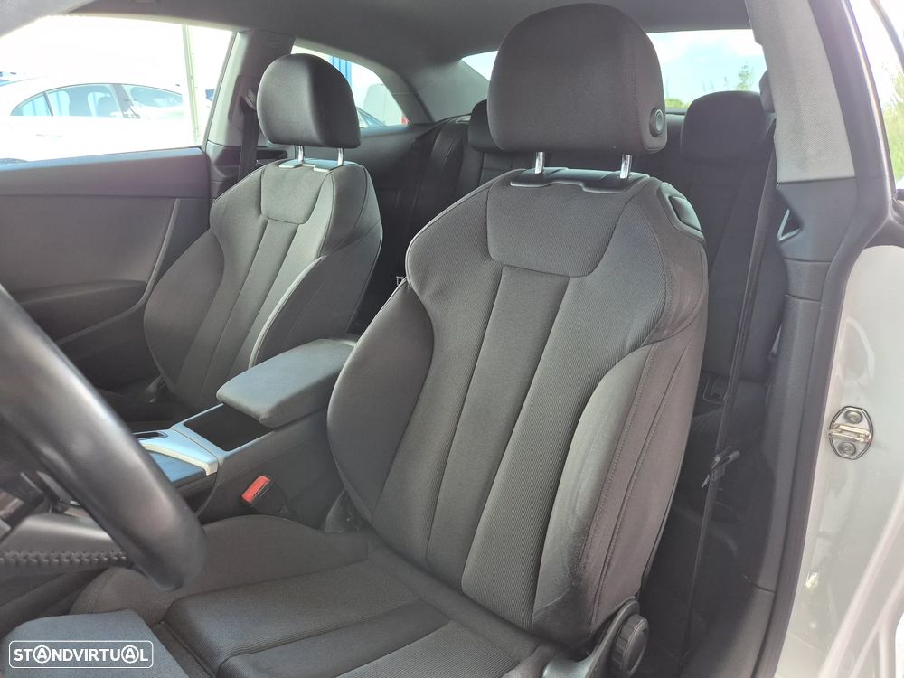 Audi A5 2.0 TDI S-line - 9