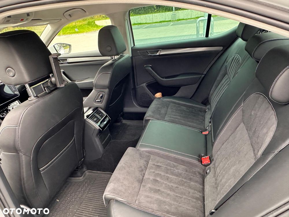 Skoda Superb 2.0 TSI 4x4 Style DSG - 9