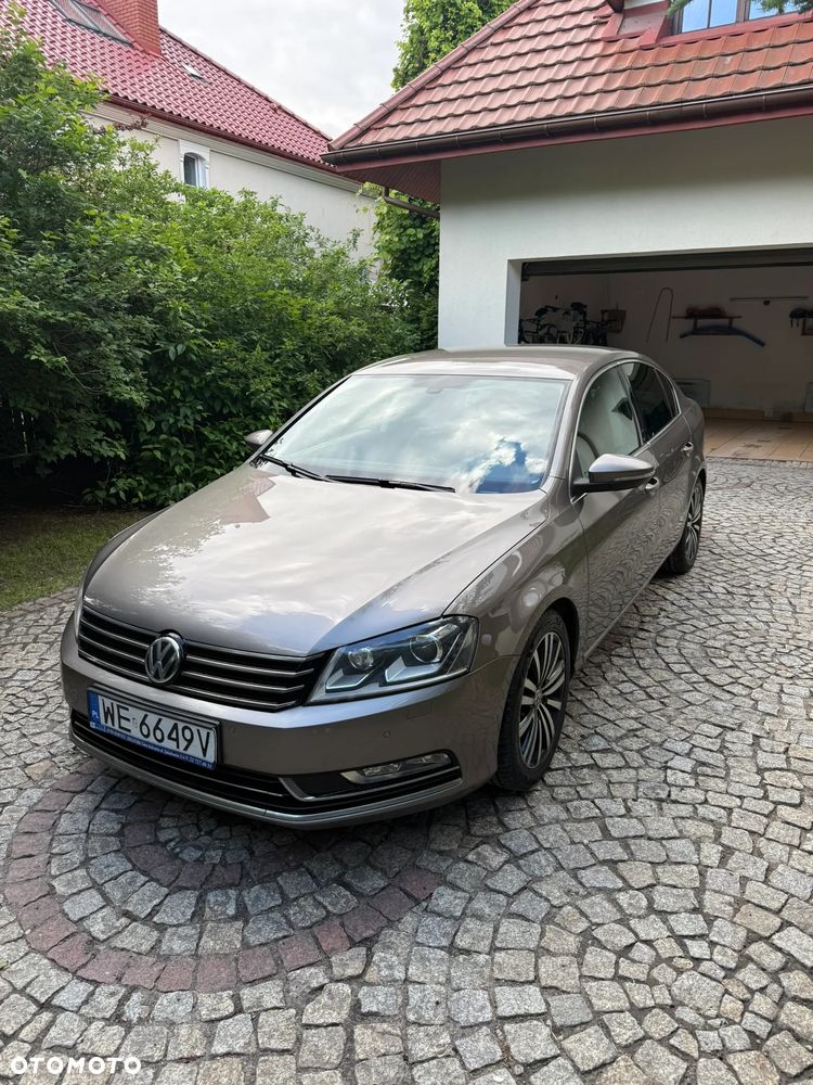 Volkswagen Passat 2.0 TDI 4Mot Highline DSG - 2