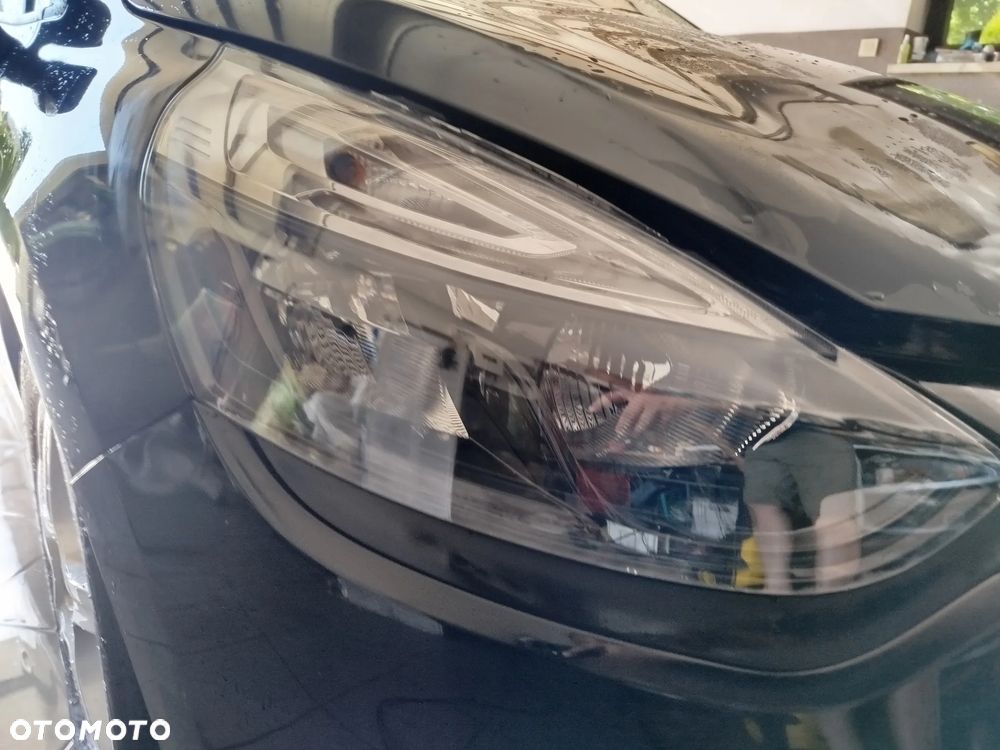 Renault Clio 1.2 16V 75 LIMITED - 36