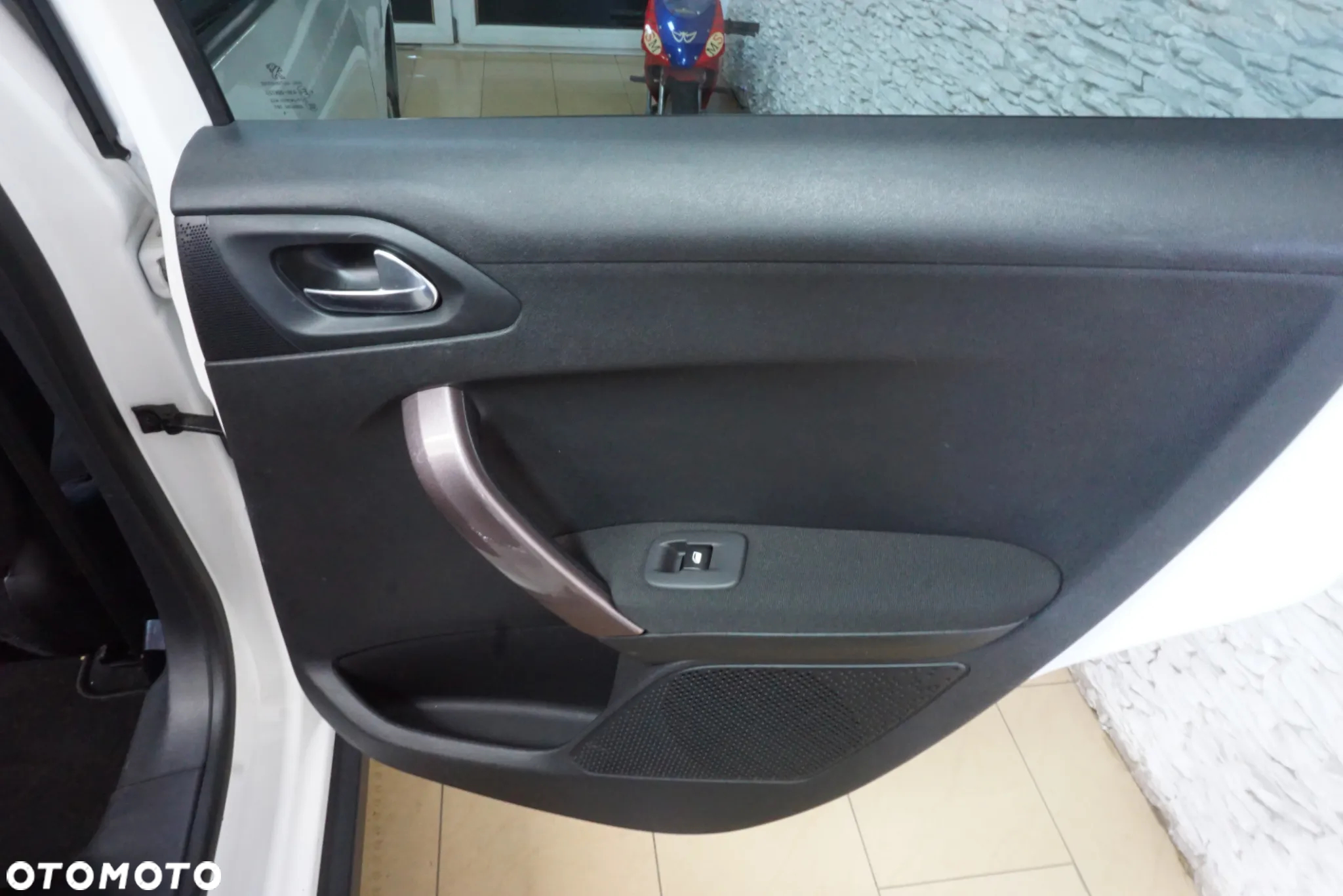 Peugeot 2008 82 e-VTI ETG5 Active - 20