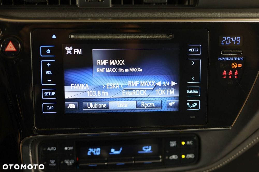 Toyota Auris - 33